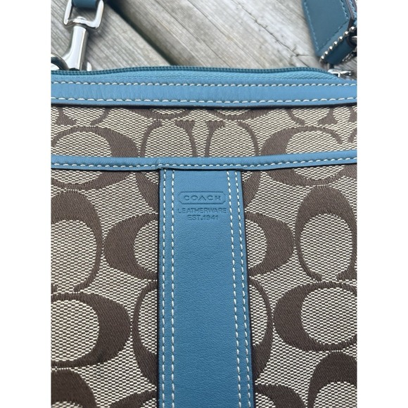Coach Signature Print Crossbody Bag Has Turquoise - Picture 3 of 10